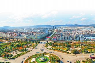 區(qū)域經(jīng)濟(jì)發(fā)展條件與扶貧開(kāi)發(fā)的路徑選擇